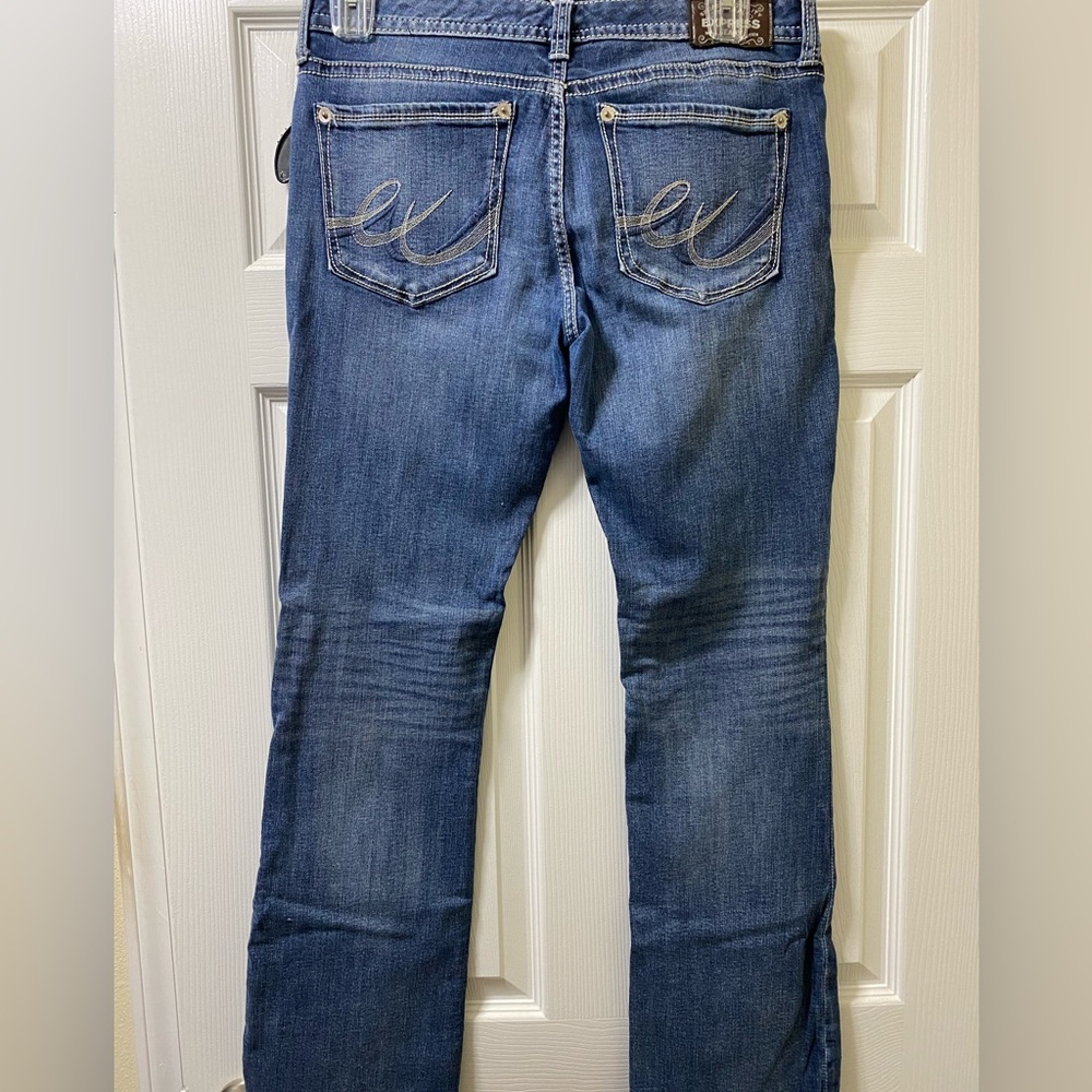 Express Jeans - Picture 2 of 3